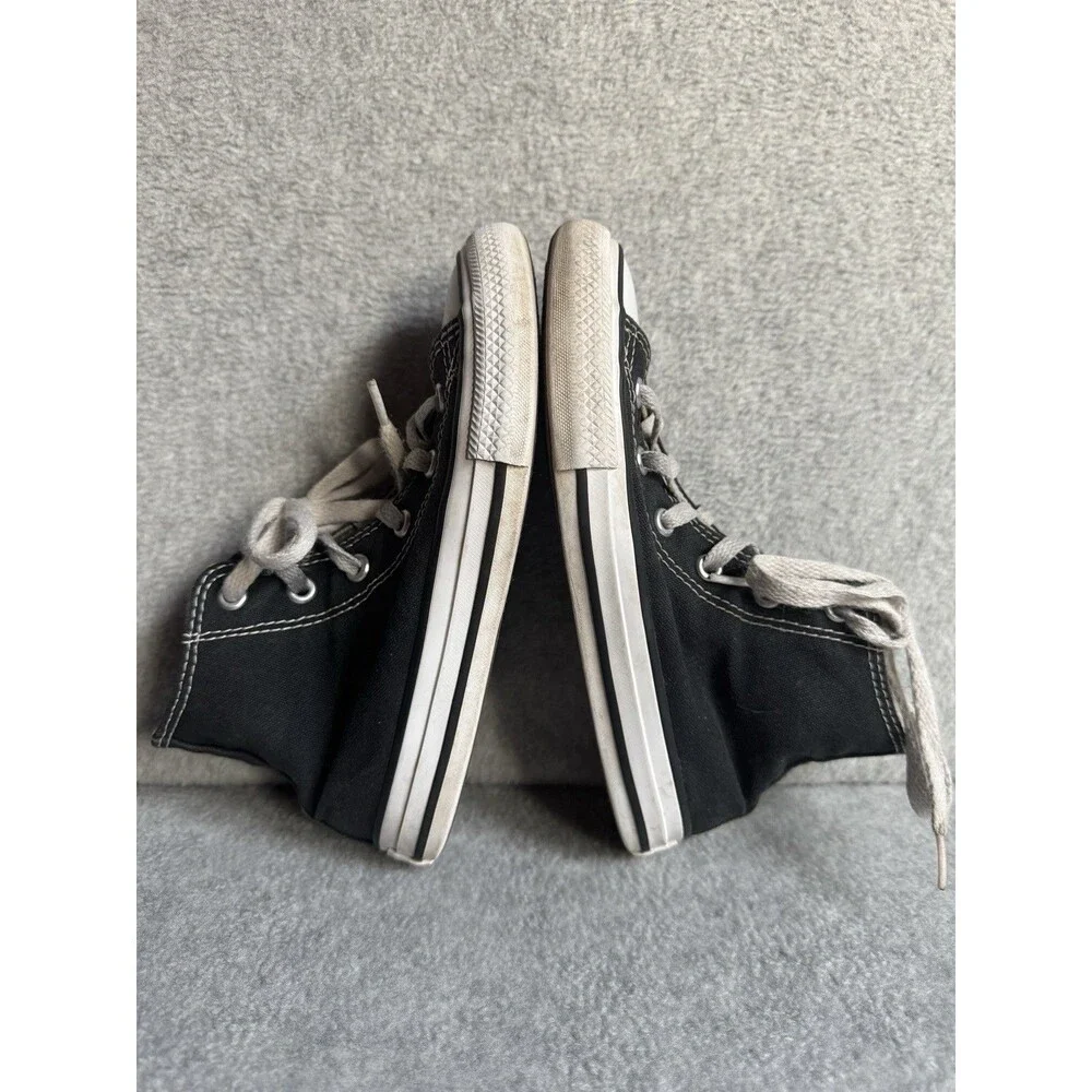 Converse High Top Sneakers Kids US 13 Black White Unisex Classic Athletic Shoes